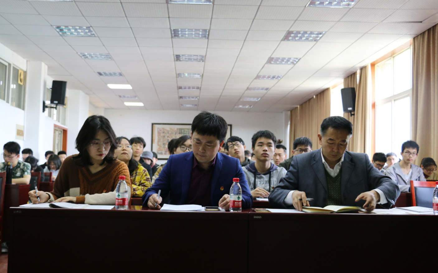 1555165900372956.png 1555165900372956.png